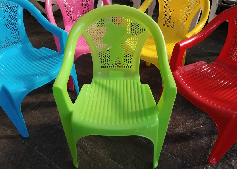 Кресло детское пластиковое СтандартПластикГрупп 160-0055 (380х350х535мм)